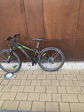 fahrrad zu verkaufen vordere und hintere Bremse sind sehr. Gut kaum benutzt alle