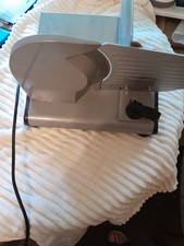 Allesschneider Brotschneidemaschine Aufschnittschneider Aufschnittmaschine DHL