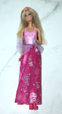 Barbie Mattel 2012 Puppe lange