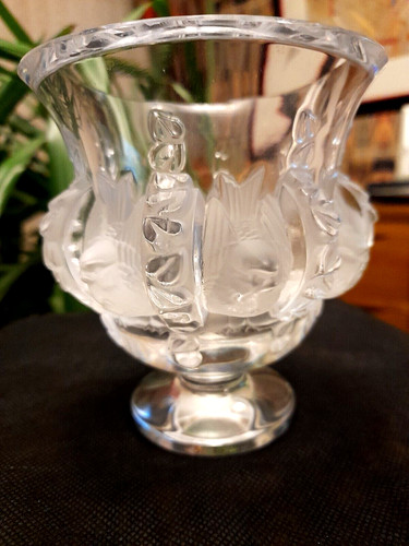 Lalique dampierre vase - lalique,