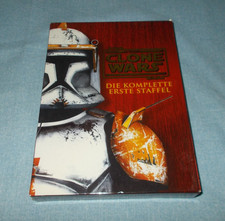 Star Wars: The Clone Wars - Die komplette erste Staffel 4 DVDs + Booklet Schuber