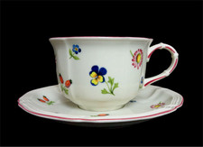 Teetasse mit Unterteller