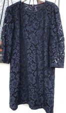 Burberry Kleid aus Spitze Blau