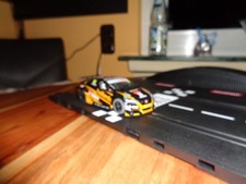 Scalextric Honda Civic Digital 1:32 / Carrera