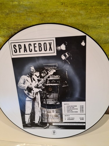 Uli trepte spacebox picture - trepte,