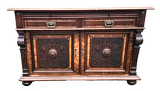 PRUNKVOLLE  GRÜNDERZEIT  ANRICHTE  -  NUßBAUM  -   ca  1890.