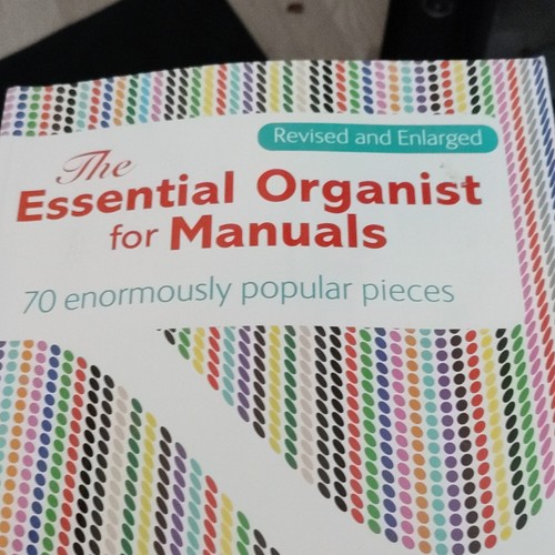 The essential organist for - essential,
