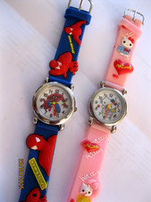 2 KINDER-ARMBANDUHREN  90er Jahre  * SPIDER-MAN * KITTY  * Quarz