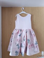 Niedliches rosa Festkleid  mit Unterrock mit Rosen in Gr. 122/128 von H+M