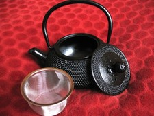 Teekanne – Gusseiserner Teekessel 0,5 l, japanisches Design