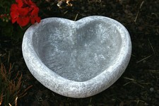 Vogeltränke Herz Frostfest