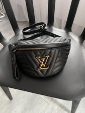 Louis Vuitton - New Wave