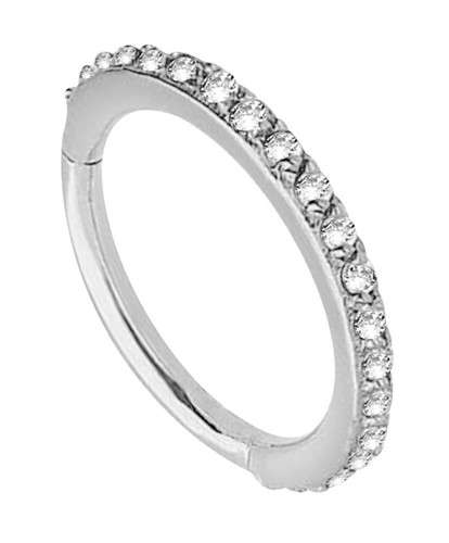 Lippen nasen ohr piercing - lippen,