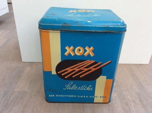 Alte grosse blechdose xox - blechdose,