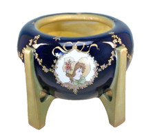 Amphora Riessner & Stellmacher Kobalt Schale 4 Füße