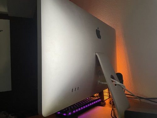 Apple led cinema display - apple,
