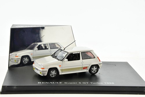Renault super turbo white - renault,