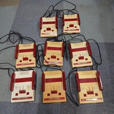 Famicom Konsole Menge 8