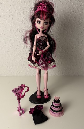 Monster high draculaura sweet - draculaura,