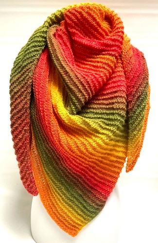Handgestricktes tuch - handgestricktes,