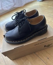 NEU Dr. Martens 1461