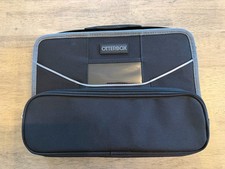 OTTERBOX Hard Shell Carrying