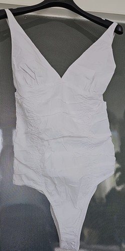 Zara body mit raffungen - zara,