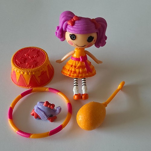 Lalaloopsy mini doll peanuts - mini,
