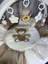 BabyFehn Spielbogen Krabbeldecke Bär & Freunde – Komplettset beige