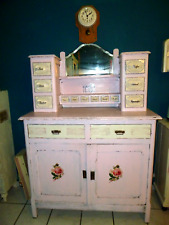 Traum vom Küchenbuffet, Buffetschrank, rosa , Gewürzschütten u. Spiegel