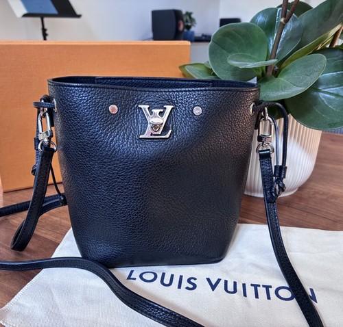 Louis vuitton nano - vuitton, lockme
