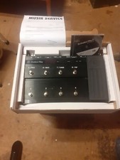 Native Instruments RigKontrol3 (Rig Kontrol 3 für GuitarRig), schwarz