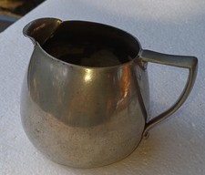 Antikes Milchkännchen James