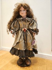 Künstlerpuppe Doll Adelie 66 cm Creation Paris Porzellanpuppe Locken