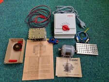 Konvolut Märklin Motor 1072 Mekanik Transformer 32 va kabel usw