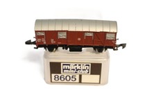 8605 Gedeckter Güterwagen M