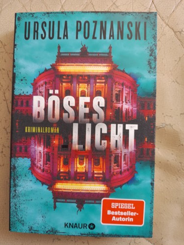 Ursula poznanski böses licht - böses,