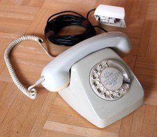 Altes Post Telefon mit Wählscheibe in grau  FeTAp 611-2, Vintage 70iger Jahre