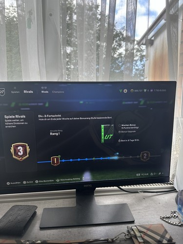 Fifa account mit 900k - 25, und