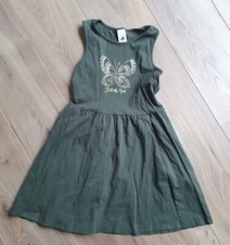 Kleid, Gr. 134, olive, neu