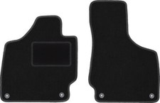 Schwarze Fußmatten vorne