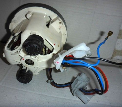 Motor aus staubsauger miele - aus,