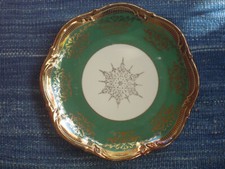 Teller grün Goldrand gewellt