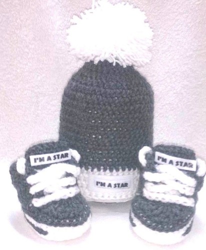 Baby gehäkelt stricken hand - baby,