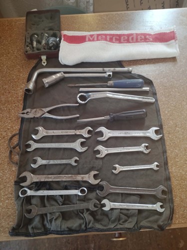Mercedes benz bordwerkzeug - mercedes,