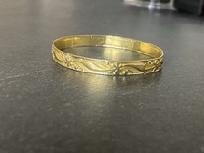 Massiver Armreifen Seltenes grüngold 585