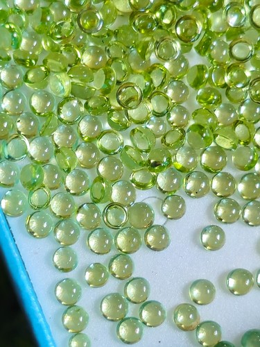 Natürlicher peridot cabochon - peridot,