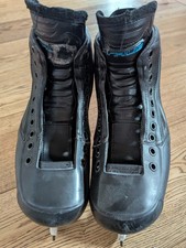 TRUE Customs Pro Gr. 9.5- Goalie