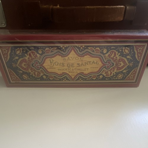 Roger gallet paris bois - &, de