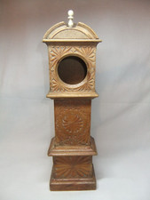 Antiker geschnitzter